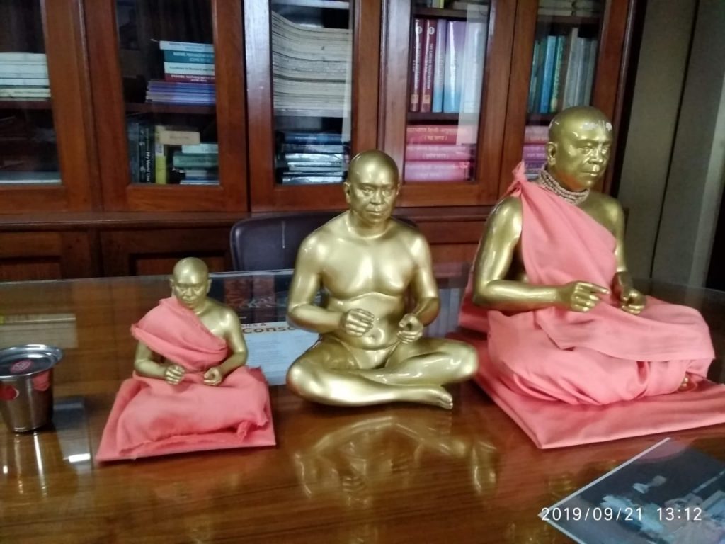 bhakivedanta t d singh miniature model